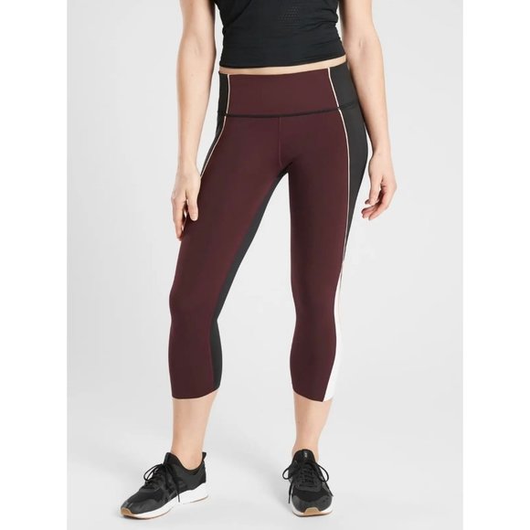 Athleta Velocity Stash Pocket Colorblock Capri Antique Burgundy Black size Small - Picture 1 of 14